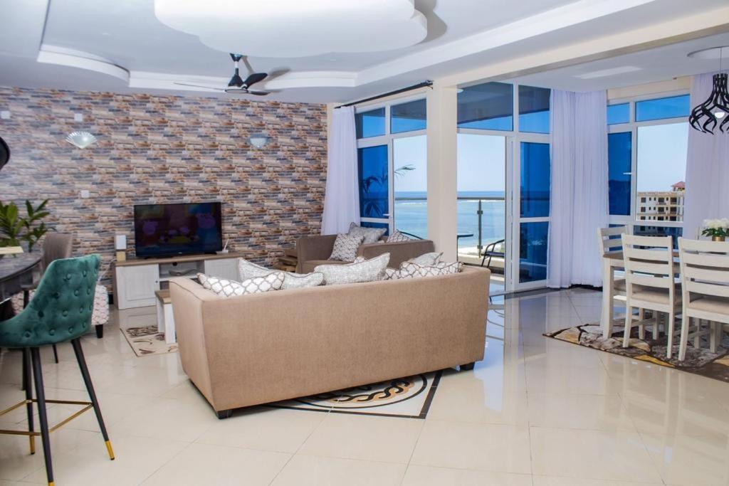 Emirates Reef Apartment 8D Mombassa Buitenkant foto