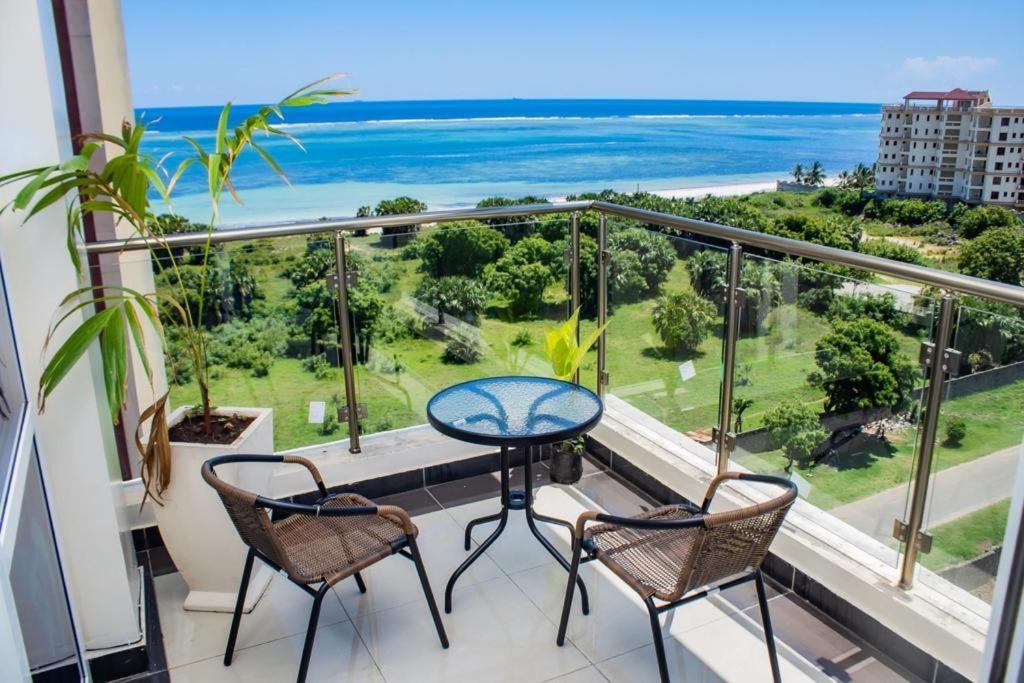 Emirates Reef Apartment 8D Mombassa Buitenkant foto